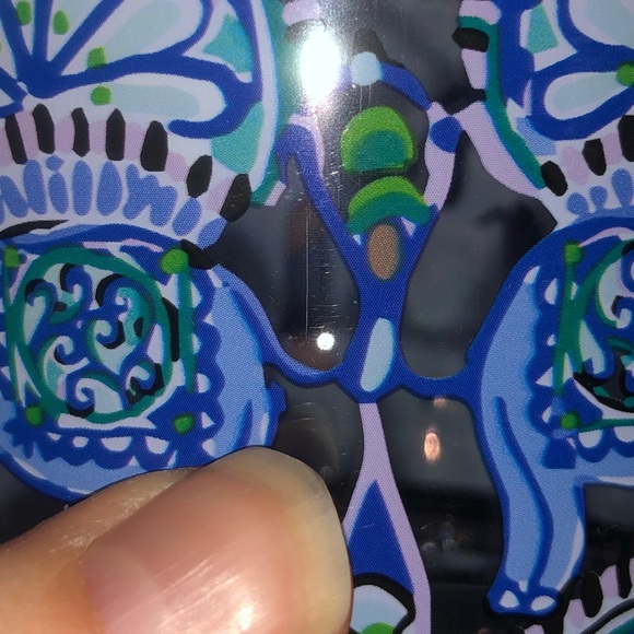 Lilly Pulitzer Blue Grotto Fan Favorite Engineered GWP Set Of 4 Cups - Picture 16 of 16